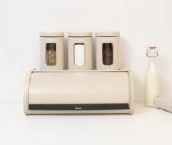 Brabantia Broodtrommel - Met Schuifdeksel - Soft Beige -Dagelijkse Benodigdheden Verkoop 1200x1012 2