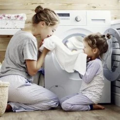 Omo Wit XXL Vloeibaar Wasmiddel - 80 Wasbeurten - Voordeelfles -Dagelijkse Benodigdheden Verkoop 1200x1200 33